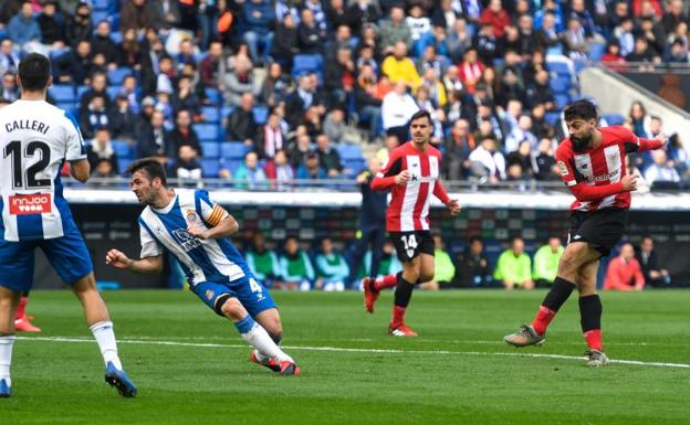 Villalibre estrena titularidad en Liga con su primer gol en el torneo