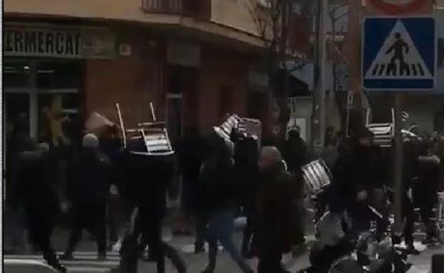 Orden de alejamiento de los campos donde juegue el Athletic para cinco radicales rojiblancos