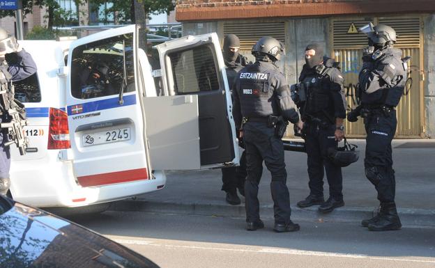 Cuando un enfermo mental se descontrola y ataca a sus vecinos