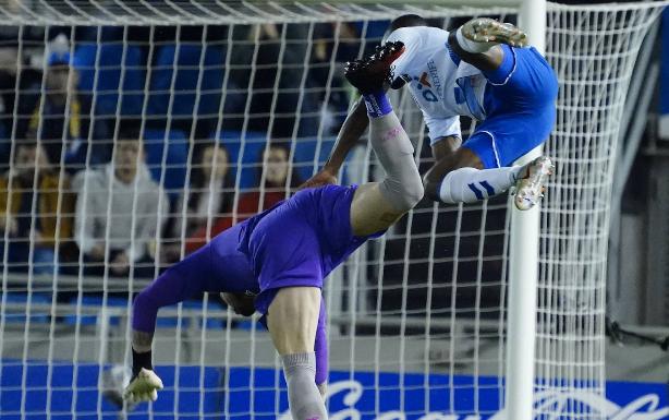 Herrerín pide «perdón» por su «grave error» en Tenerife