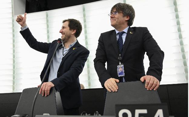 Puigdemont y Comín retiran su petición de entrar en Los Verdes porque iban a ser rechazados