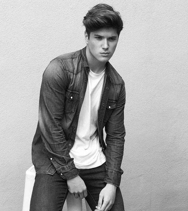 Así es Adrián, el joven más guapo de Euskadi