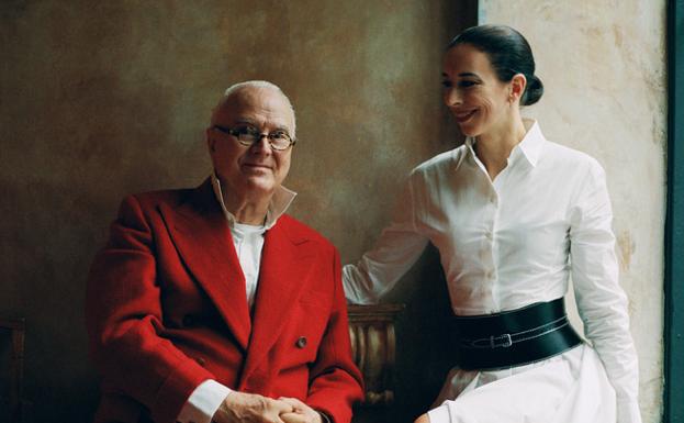 El zapatero que hizo soñar a Carrie Bradshaw ficha por una firma de 'zapatos feos'