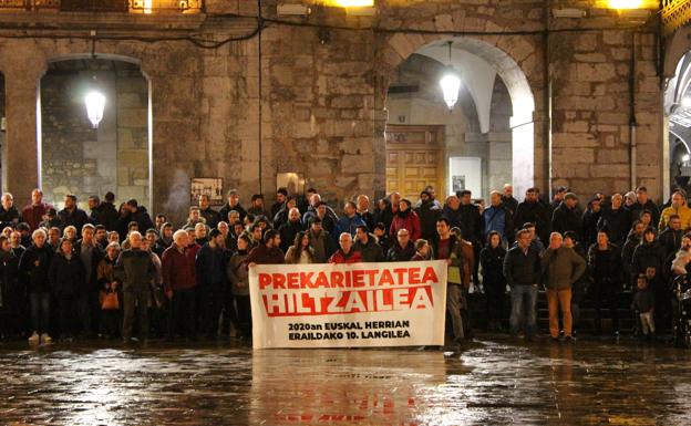 Luto en Llodio por la muerte de un trabajador