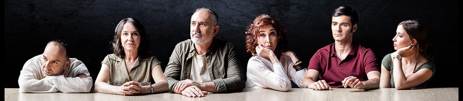 'Cosas que sé que no son de verdad' antzezlana Principal Antzokira heltzear dago