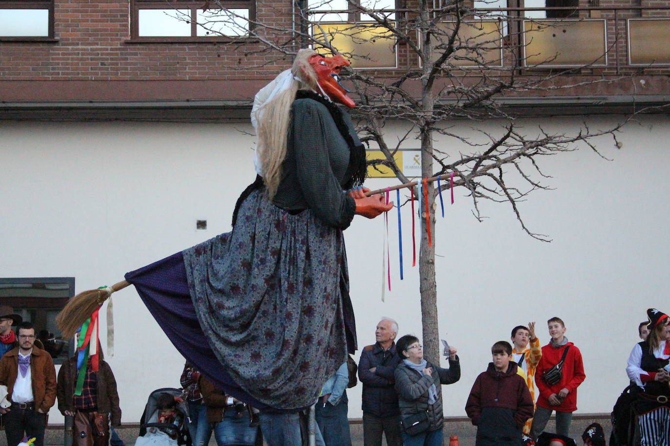 Galtzagorri creó a la bruja de Letziaga para el Carnaval de 1987. /SANDRA ESPINOSA