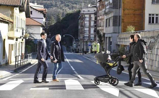 El límite de velocidad en el centro de Alonsotegi ya es de 30 kilómetros por hora