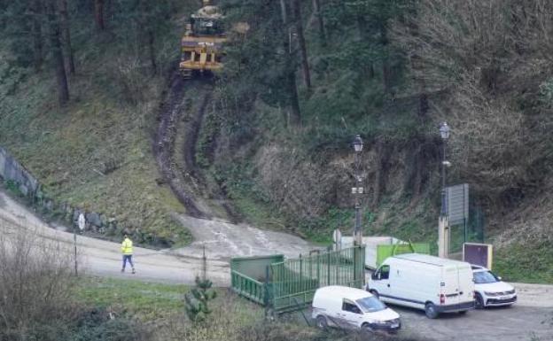 Localizan la zona donde estarían atrapados los dos trabajadores del vertedero de Zaldibar