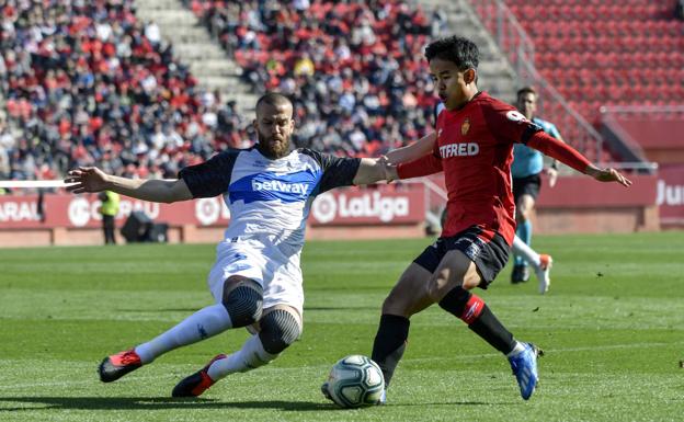 Vídeo resumen, gol y jugadas polémicas del Mallorca - Alavés