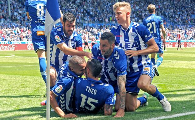 El derbi nivela su color