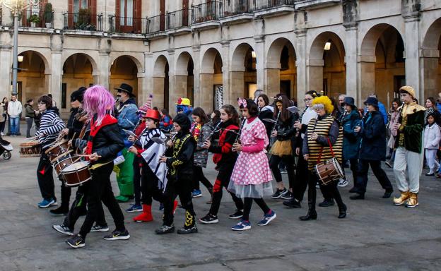 Vitoria calienta el Carnaval