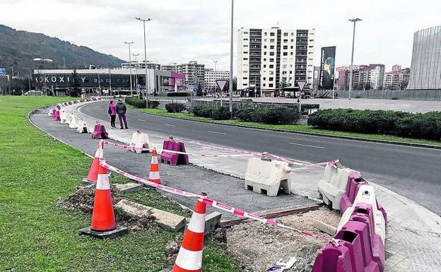 Barakaldo une sus bidegorris con un nuevo tramo de carril bici junto al BEC