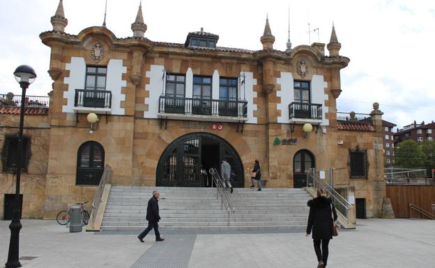 Las estaciones del Nervión previenen el consumo de alcohol