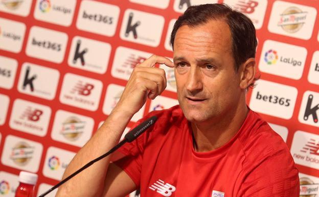 Etxebe: «Ojalá el debut de Vencedor sea el primer partido de muchos»