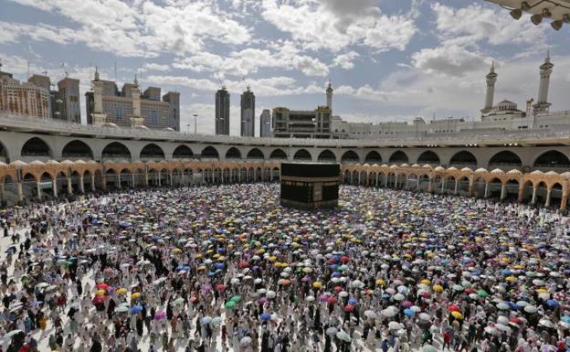 Arabia Saudí cierra La Meca a los peregrinos extranjeros ante el avance del coronavirus en Oriente Medio