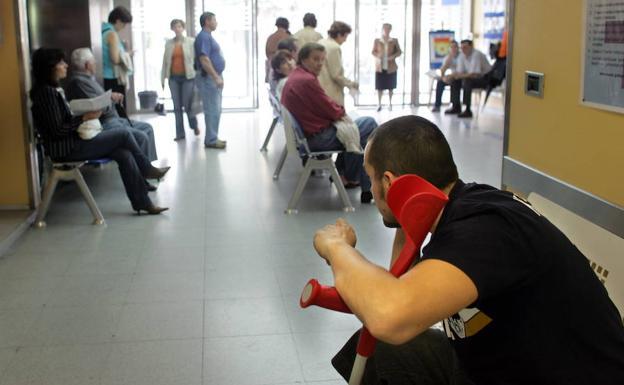 Los ambulatorios vascos abren salas de aislamiento para atender a posibles infectados