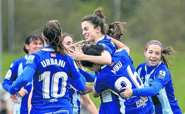 Las Gloriosas mantienen el punto de mira en el ascenso a Primera División