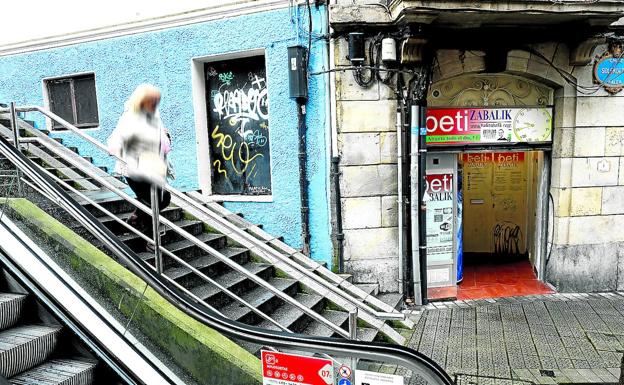 Los vecinos de Iturribide piden cámaras tras la agresión sexual a una menor de 13 años