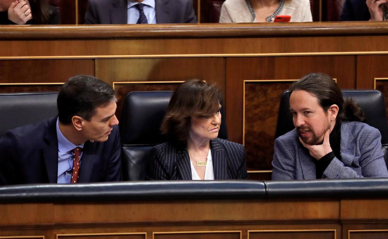 Sanchez E Iglesias Solventan A Medias La Primera Crisis Del Gobierno De Coalicion El Correo