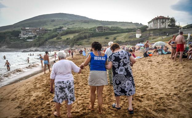 Suspendidos los viajes del Imserso durante un mes