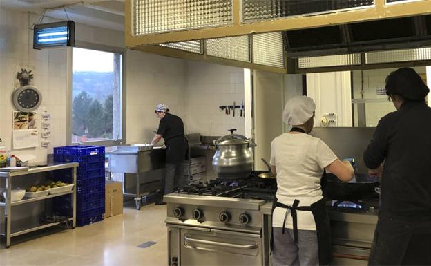 Habrá más productos de cercanía en el comedor de Laudio Ikastola