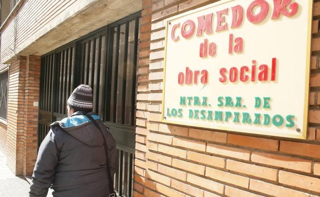 Jóvenes de Vitoria ayudarán a mayores y personas impedidas que no puedan salir de sus casas por el estado de alarma