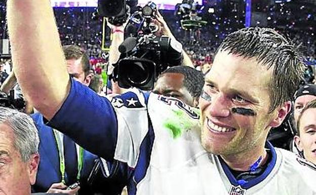 30 millones hacen a Brady 'bucanero'