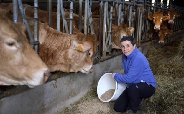 Itziar Abasolo: «Lo de las redes sociales me parecía poco serio, pero vende»