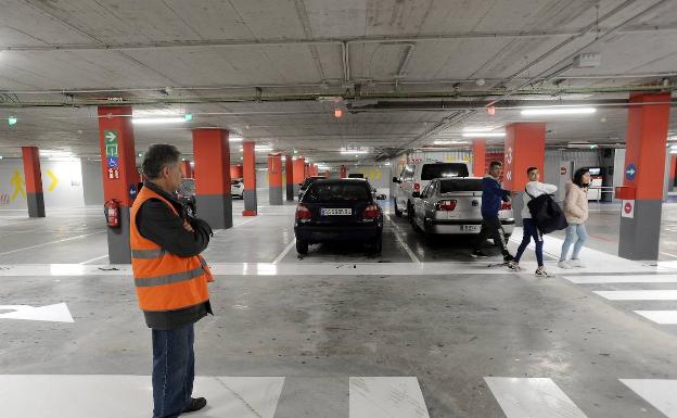 Bilbao Intermodal cede 50 plazas para facilitar el aparcamiento al personal sanitario del hospital de Basurto