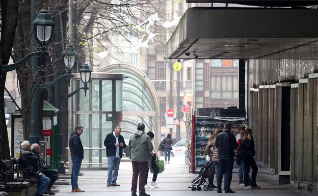 El Corte Inglés abrirá hoy y mañana en Bilbao, Vitoria y Eibar