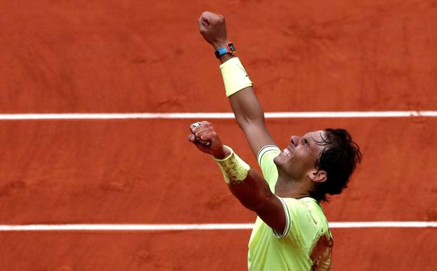 Pagan 20.500 euros por la camiseta de Nadal en la subasta solidaria de la ACB