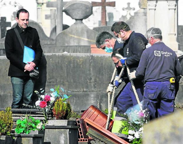 Los obispos estudian celebrar un único funeral el mismo día en cada diócesis