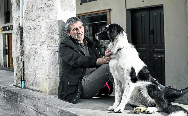 Ernesto Sainz Lanchares: «El momento de los aplausos es mágico, creo que habrá luz al final»