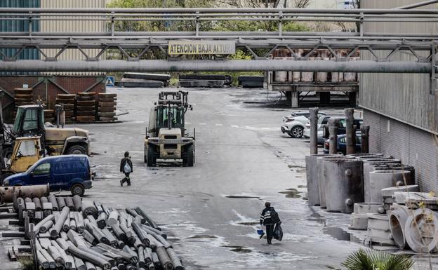 La industria vasca sufre por su dependencia exterior de productos de bajo valor añadido