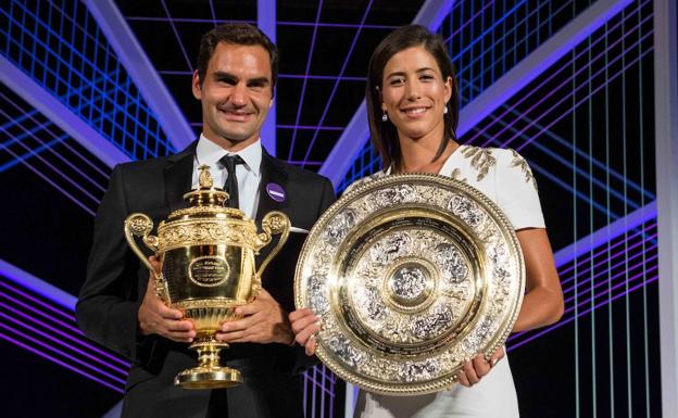 Federer propone fusionar la ATP y la WTA entre aplausos de Garbiñe Muguruza y Simona Halep