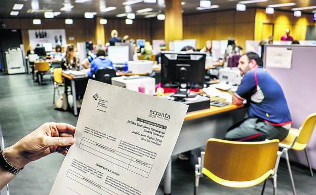 Hacienda ha devuelto 10 millones en nueve días a los alaveses