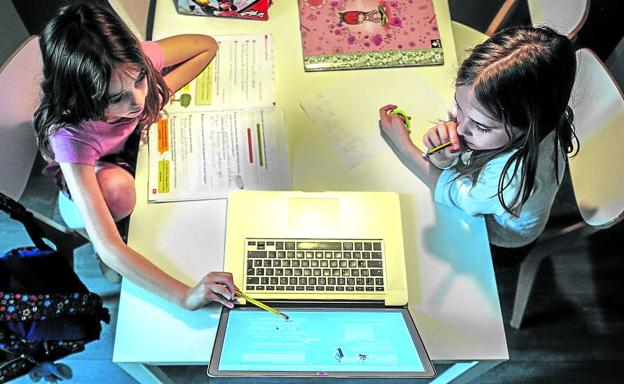 La enseñanza 'online', una asignatura pendiente de la educación vasca