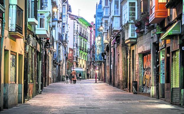 La hostelería alavesa estalla y exige la exención de impuestos municipales y prolongar los ERTEs