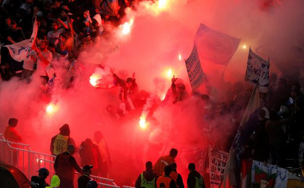 Ni el virus puede parar el fútbol callejero en Marsella