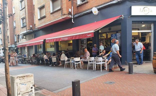 Chuletones impresionantes en el Azkena de Sestao