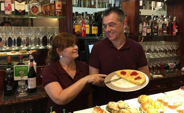 Poteo en familia en el bar Roma