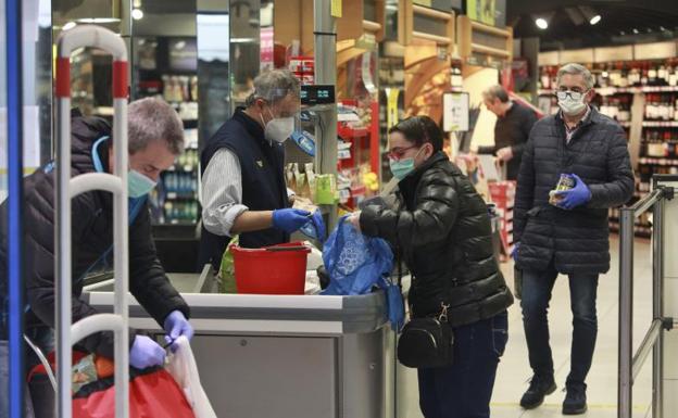 ¿A qué hora abrirán y cerrarán los supermercados en Euskadi a partir del lunes?