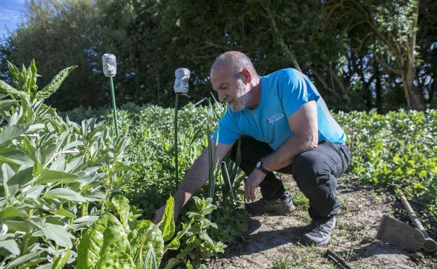 «A veces no sabes ni qué responder cuando te preguntan los vecinos»