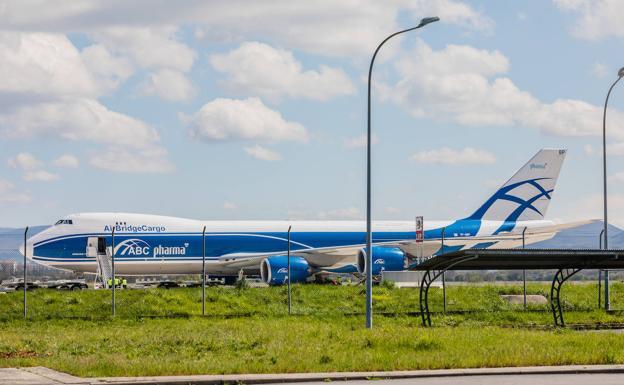 La carga en Foronda cae un 19%, la menor bajada de los grandes aeropuertos españoles