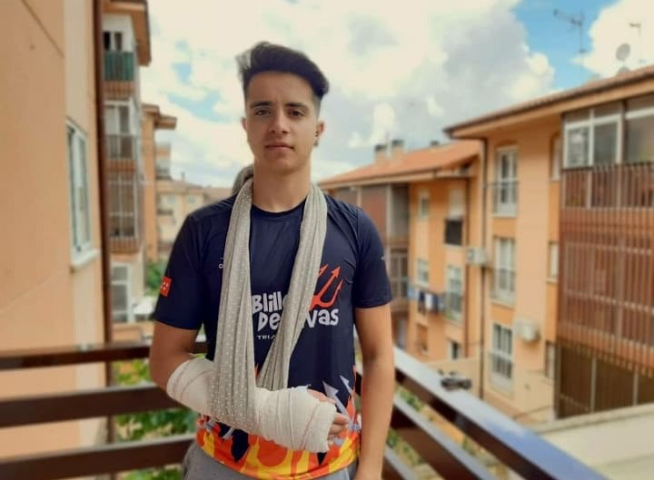 Atropellado un joven triatleta bilbaíno en Plasencia durante su primer día de entrenamiento