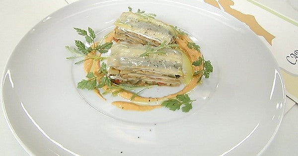 Lasaña de anchoas y verdura