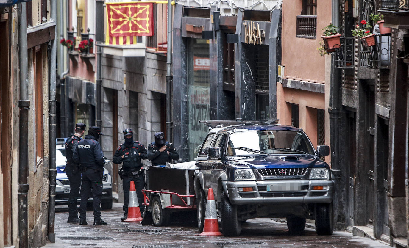 La Ertzaintza desbarata un nuevo intento por entrar en la lonja que fue okupada por Talka