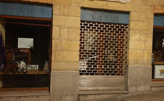 Atacan con pintadas la sede de Podemos en Portugalete