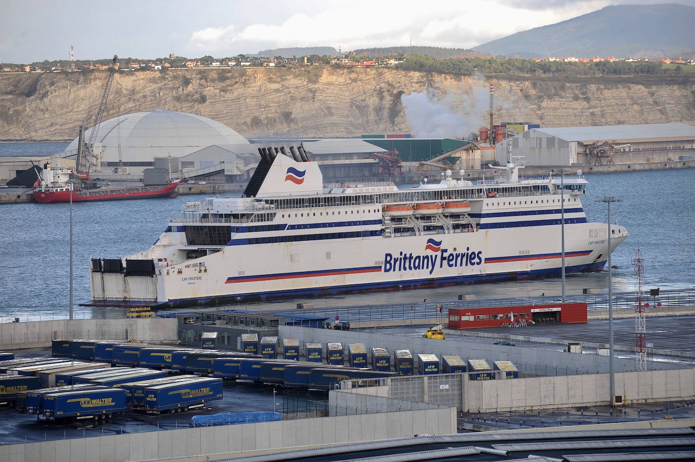 El Gobierno fija 8 puertos como puntos de entrada al país, entre ellos el de Bilbao