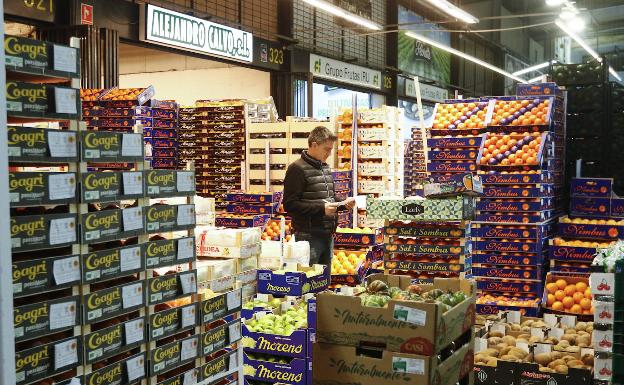 El incremento del consumo de frutas y verduras en el confinamiento elevan las ventas en Mercabilbao